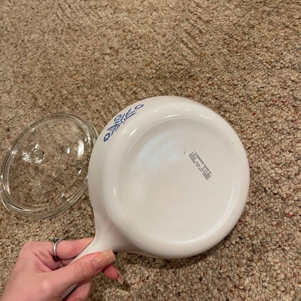 Corning Ware Blue Cornflower 6 1/2 inch Skillet Dish With Lid - Picture 7 of 8